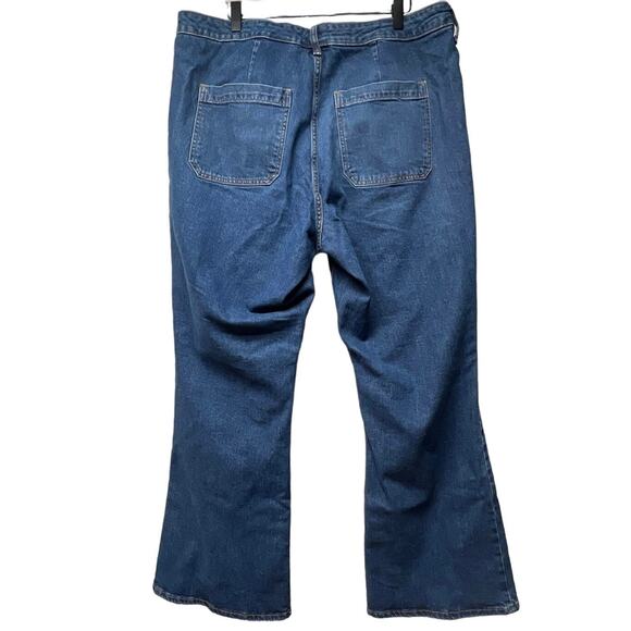 NWT Universal Thread High Rise Flare Denim Jeans Medium Wash Junior Size 17R - Picture 2 of 6